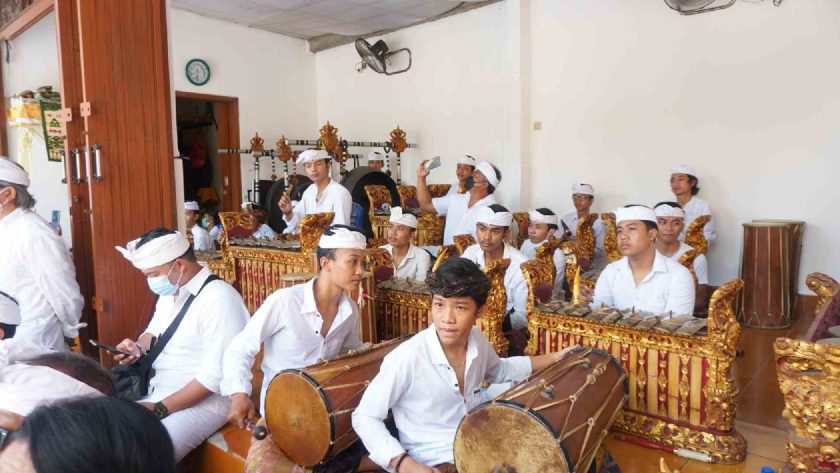 Perayaan Tumpek Krulut Menebar Cinta Kasih dan Harmonisasi Spiritual